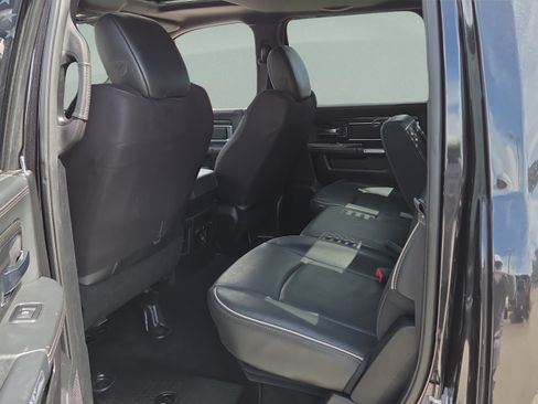 Used 2016 RAM 1500 Limited AWD/4WD image 11
