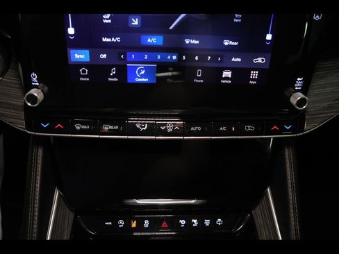 Used 2022 Jeep Wagoneer Series III w/ Premium Group I AWD/4WD image 28