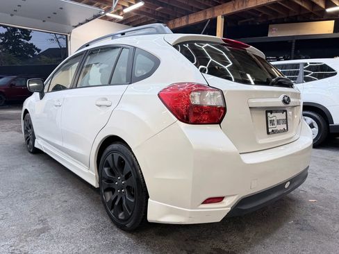 Used 2012 Subaru Impreza 2.0i Sport Premium image 6