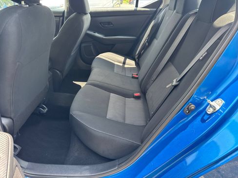 Used 2024 Nissan Sentra SV FWD image 20