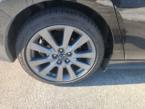 Used 2020 MAZDA MAZDA3 Sedan w/ Select Package image 6