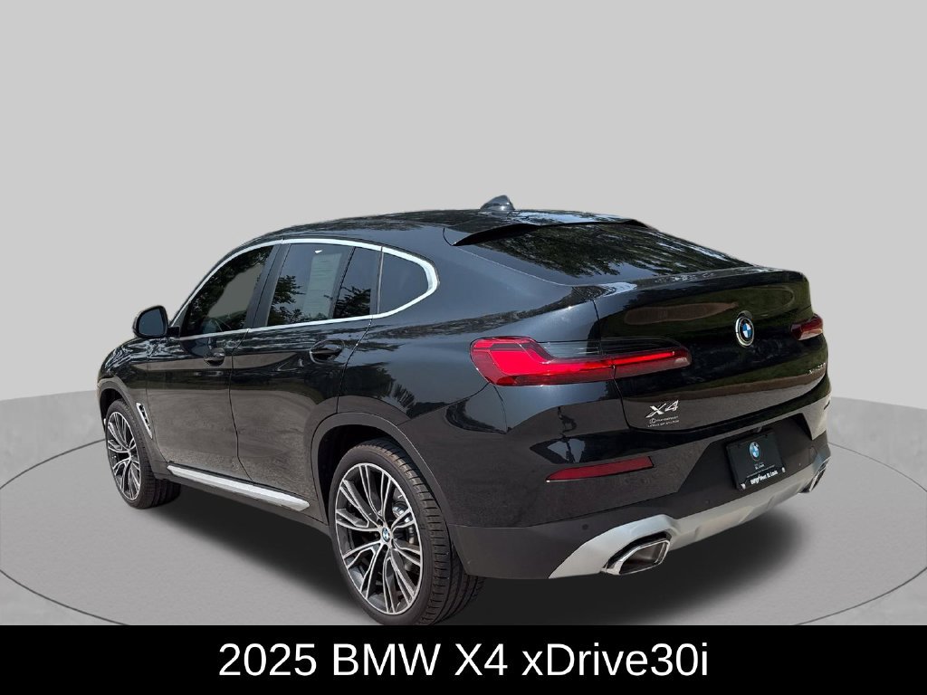 Used 2025 BMW X4 xDrive30i w/ Premium Package AWD/4WD image 3