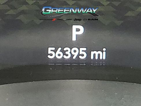 Used 2023 Jeep Gladiator Sport S image 29