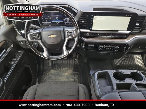 Used 2024 Chevrolet Silverado 3500 LT w/ Convenience Package AWD/4WD image 9