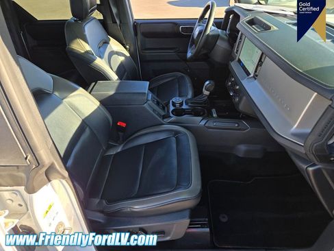 Certified 2025 Ford Bronco Outer Banks AWD/4WD image 14