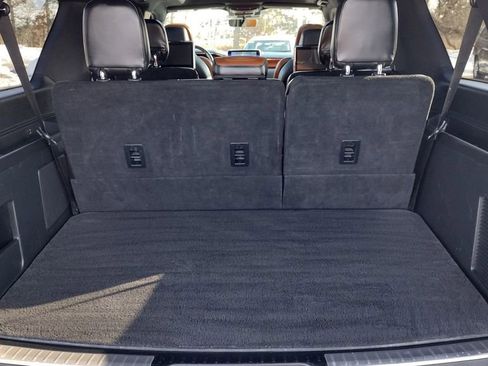 Used 2020 Lincoln Navigator L Reserve w/ Equipment Group 208A Reserve image 28