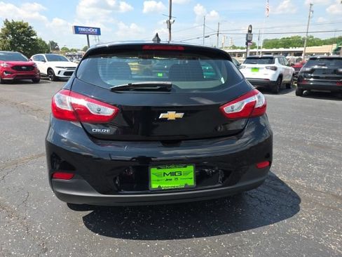 Used 2019 Chevrolet Cruze LS w/ LS Convenience Package FWD image 5