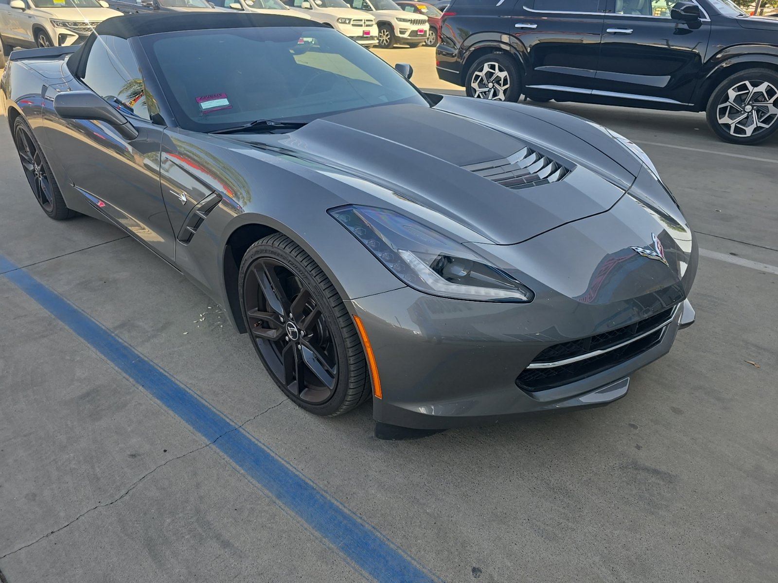 Used 2015 Chevrolet Corvette Stingray Convertible w/ 2LT Preferred Equipment Group RWD image 1