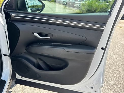 Used 2022 Hyundai Tucson SEL FWD image 14
