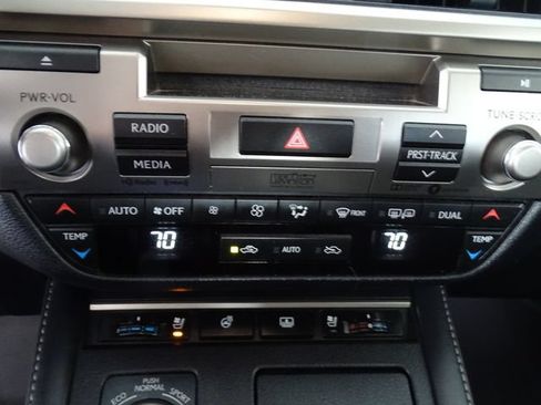 Used 2018 Lexus ES 300h FWD image 14