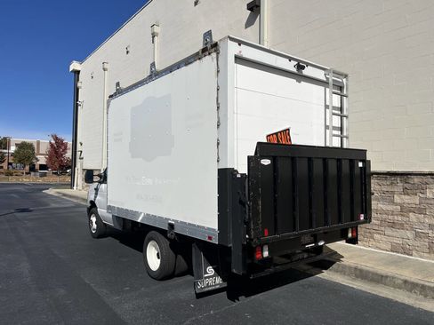 Used 2021 Ford E-350 and Econoline 350 Super Duty w/ Power Windows & Locks Group RWD image 3