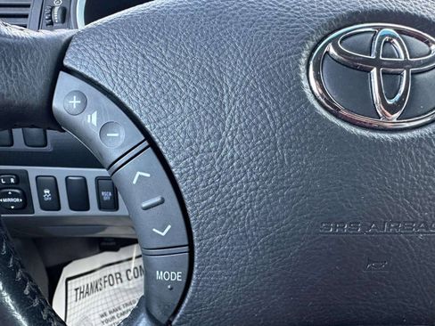 Used 2011 Toyota Tacoma 4x4 Double Cab w/ SR5 Pkg #2 image 29