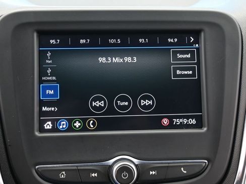 Used 2020 Chevrolet Equinox LT image 23