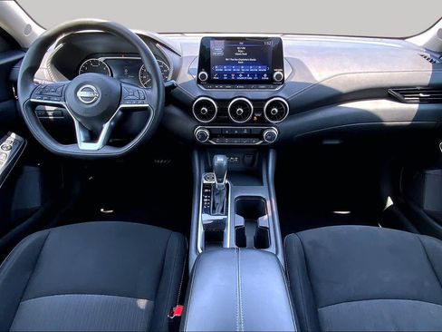 Used 2024 Nissan Sentra SV FWD image 15