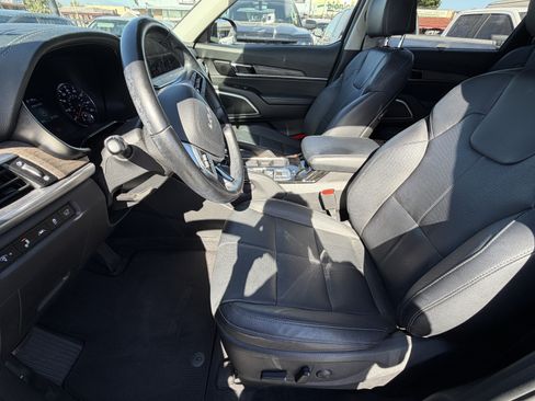 Certified 2022 Kia Telluride EX w/ EX Premium Package AWD/4WD image 11