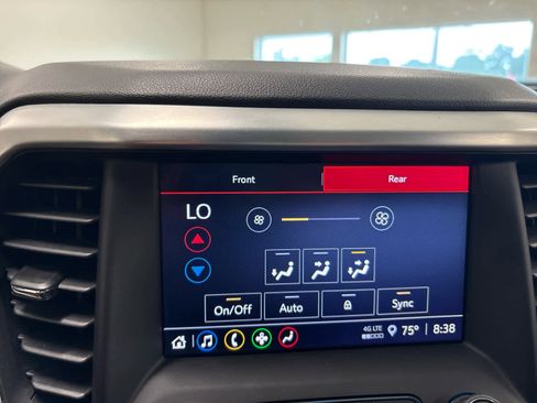 Used 2023 GMC Acadia SLE w/ Driver Convenience Package AWD/4WD image 39
