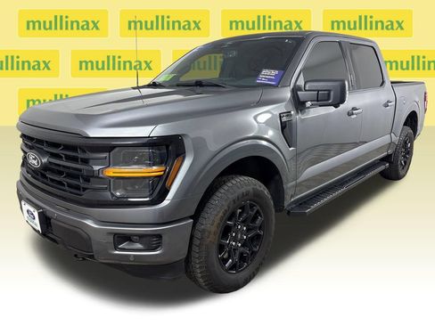 Certified 2024 Ford F150 XLT w/ Equipment Group 302A MID AWD/4WD image 15