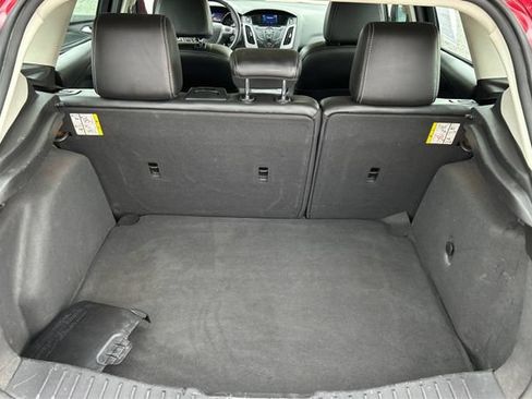 Used 2014 Ford Focus SE w/ Equipment Group 201A FWD image 12
