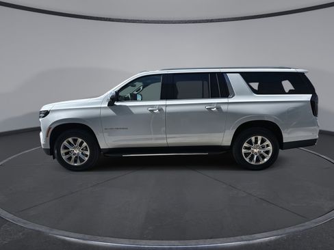 New 2026 Chevrolet Suburban Premier AWD/4WD image 11