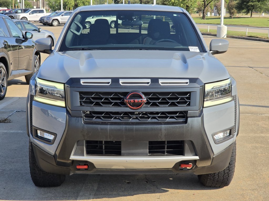 Used 2025 Nissan Frontier Pro-X RWD image 3