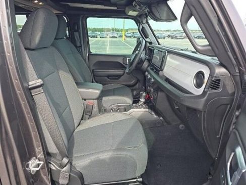 Used 2026 Jeep Wrangler Unlimited Sport AWD/4WD image 10