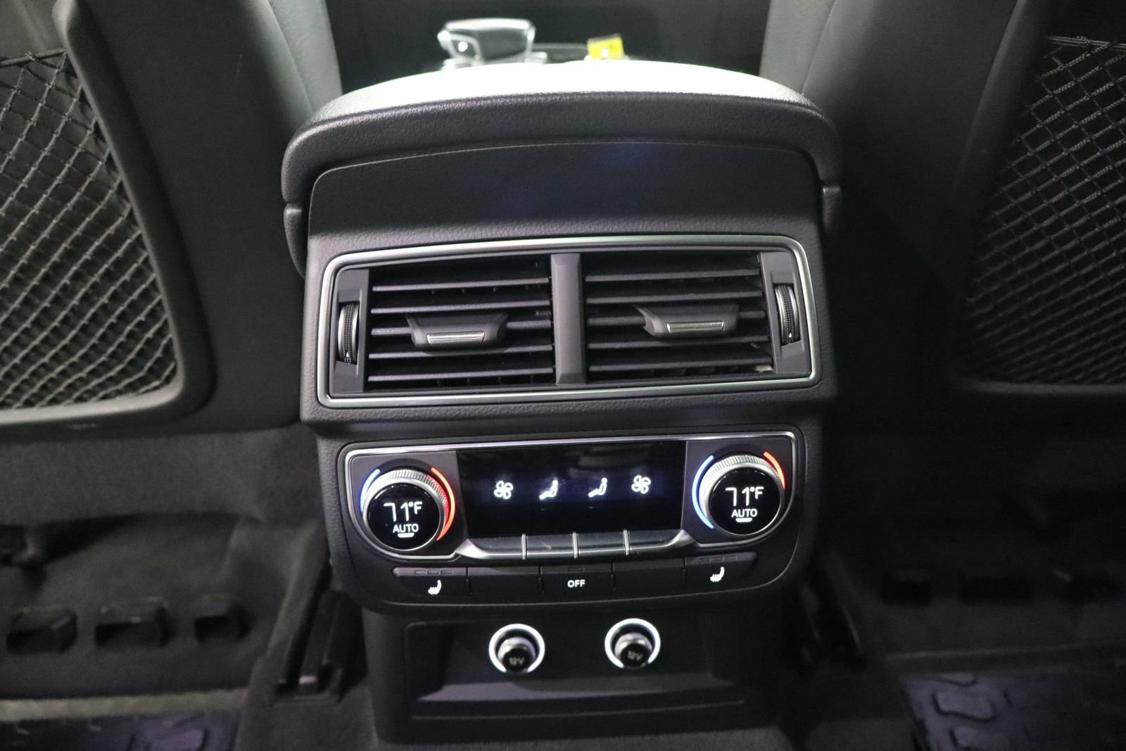 Used 2018 Audi Q7 3.0T Premium Plus w/ Premium Plus Package AWD/4WD image 25