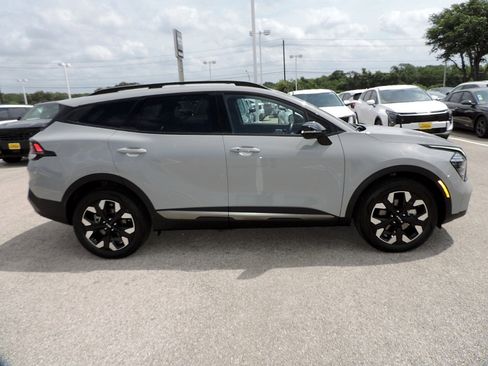Used 2024 Kia Sportage X-Line AWD/4WD image 4
