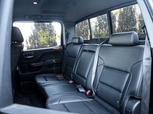 Used 2015 GMC Sierra 2500 SLT w/ Duramax Plus Package image 8