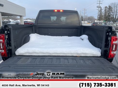 Used 2024 RAM 2500 Big Horn w/ Safety Group image 9