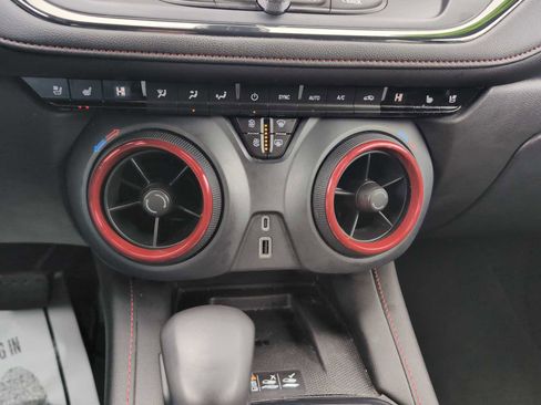 Used 2023 Chevrolet Blazer RS w/ Enhanced Convenience Package image 18