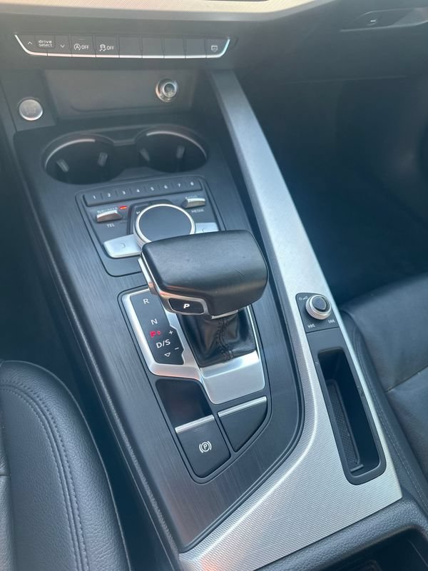 Used 2017 Audi A4 2.0T Premium AWD/4WD image 24