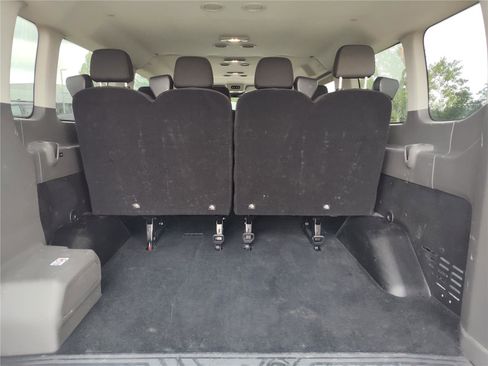 Used 2024 Ford Transit 350 XLT RWD image 7