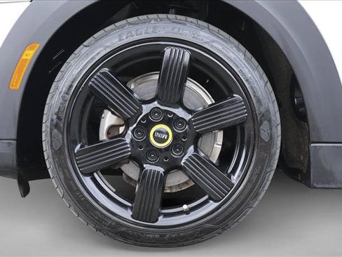 Used 2024 MINI Cooper SE w/ Signature Upholstery Package FWD image 9