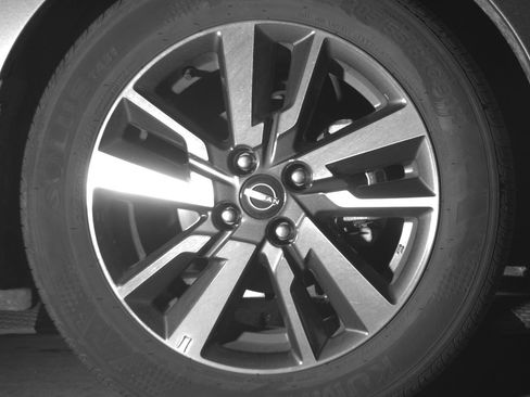 Used 2025 Nissan Versa SV image 13