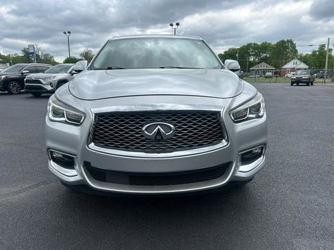 Used 2017 INFINITI QX60 Luxe AWD/4WD image 2