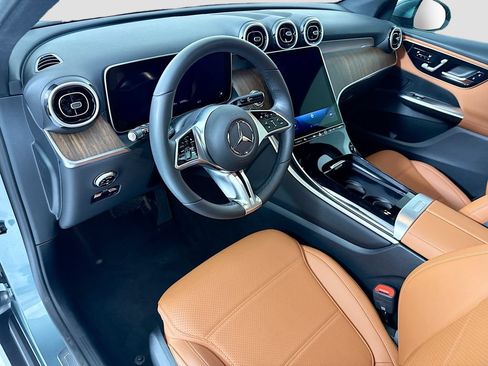 Certified 2026 Mercedes-Benz GLC 300 image 9