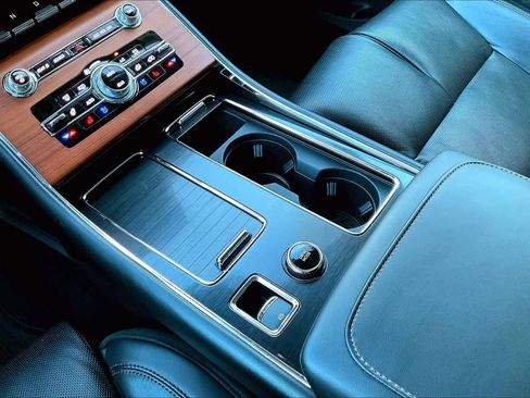 Used 2021 Lincoln Aviator Grand Touring w/ Equipment Group 302A image 16