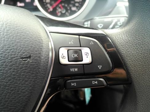 Used 2021 Volkswagen Tiguan S FWD image 37