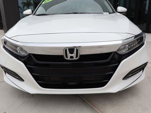Used 2020 Honda Accord EX image 7