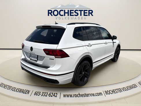 Used 2023 Volkswagen Tiguan SE R-Line AWD/4WD image 6