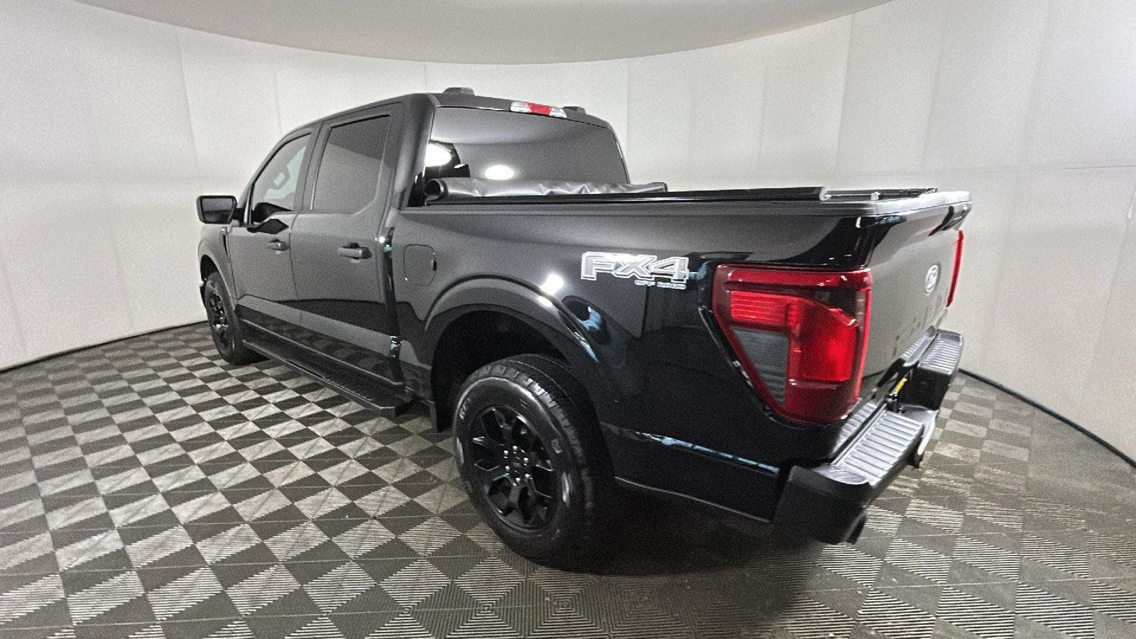 Used 2024 Ford F150 STX w/ Equipment Group 201A FX4 AWD/4WD image 5