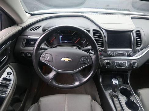 Used 2016 Chevrolet Impala LT image 18