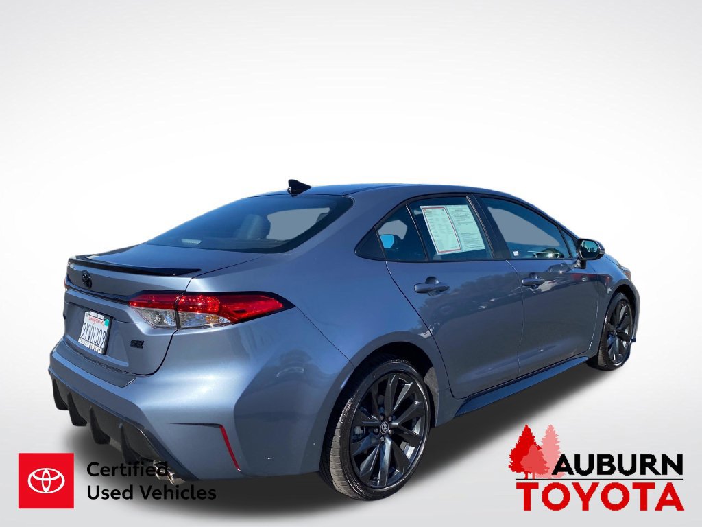 Certified 2026 Toyota Corolla SE w/ SE Package FWD image 6