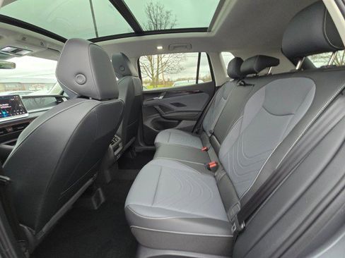 New 2026 Volkswagen Tiguan SE image 20