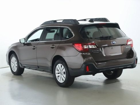 Used 2019 Subaru Outback 2.5i Premium image 41