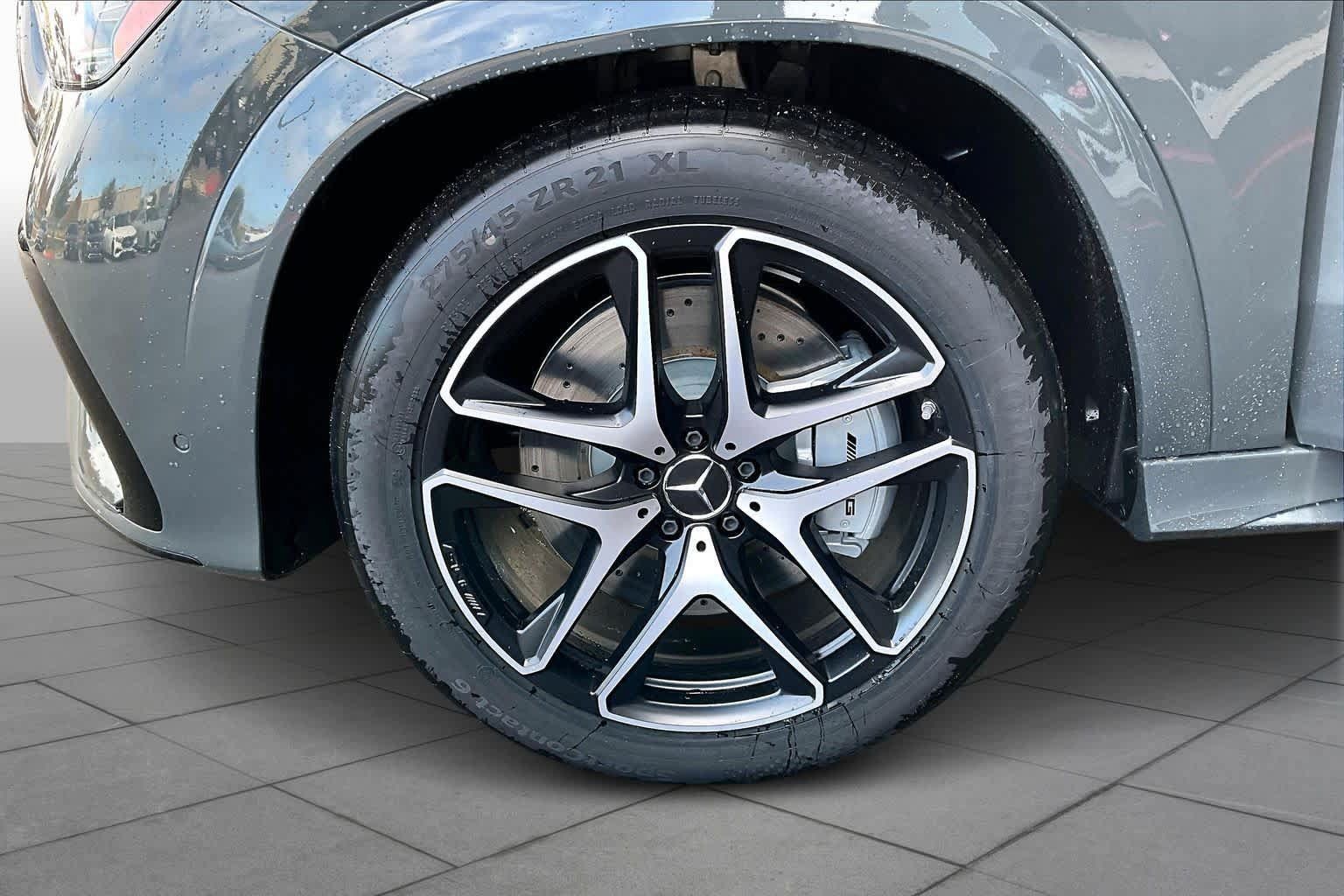 New 2026 Mercedes-Benz GLE 53 AMG 4MATIC image 11