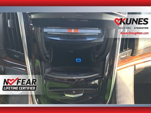 Used 2018 Cadillac Escalade Premium Luxury image 29