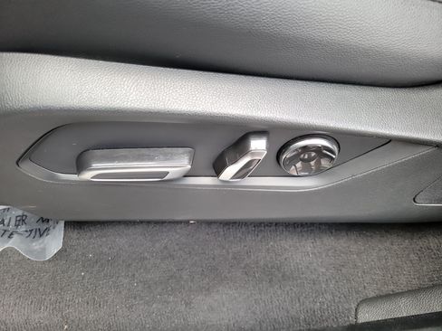 Used 2024 Acura MDX FWD image 12