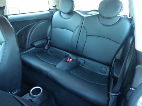 Used 2013 MINI Cooper S FWD image 9