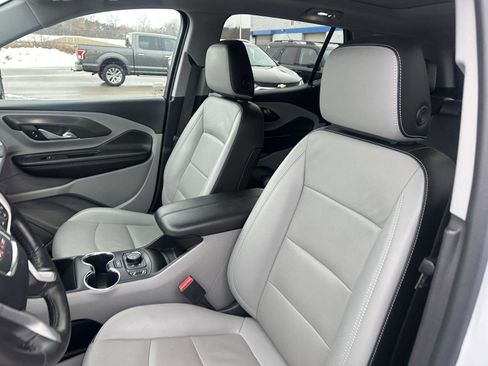 Used 2022 GMC Terrain SLT w/ Infotainment Package II image 25
